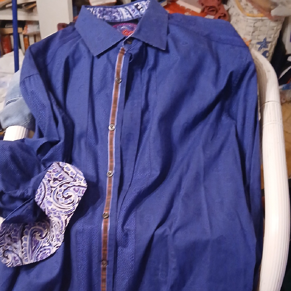 RobErt Graham Flip Collar And Cuff Button Up Shirt